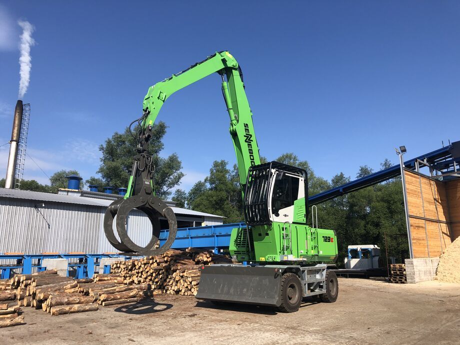 Manipulador SENNEBOGEN 723