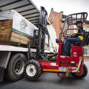 Carretilla elevadora MOFFETT M5 NX