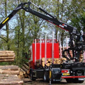 GRÚAS LOGLIFT 118S: La Mejor Opción para Cargas Forestales Pesadas