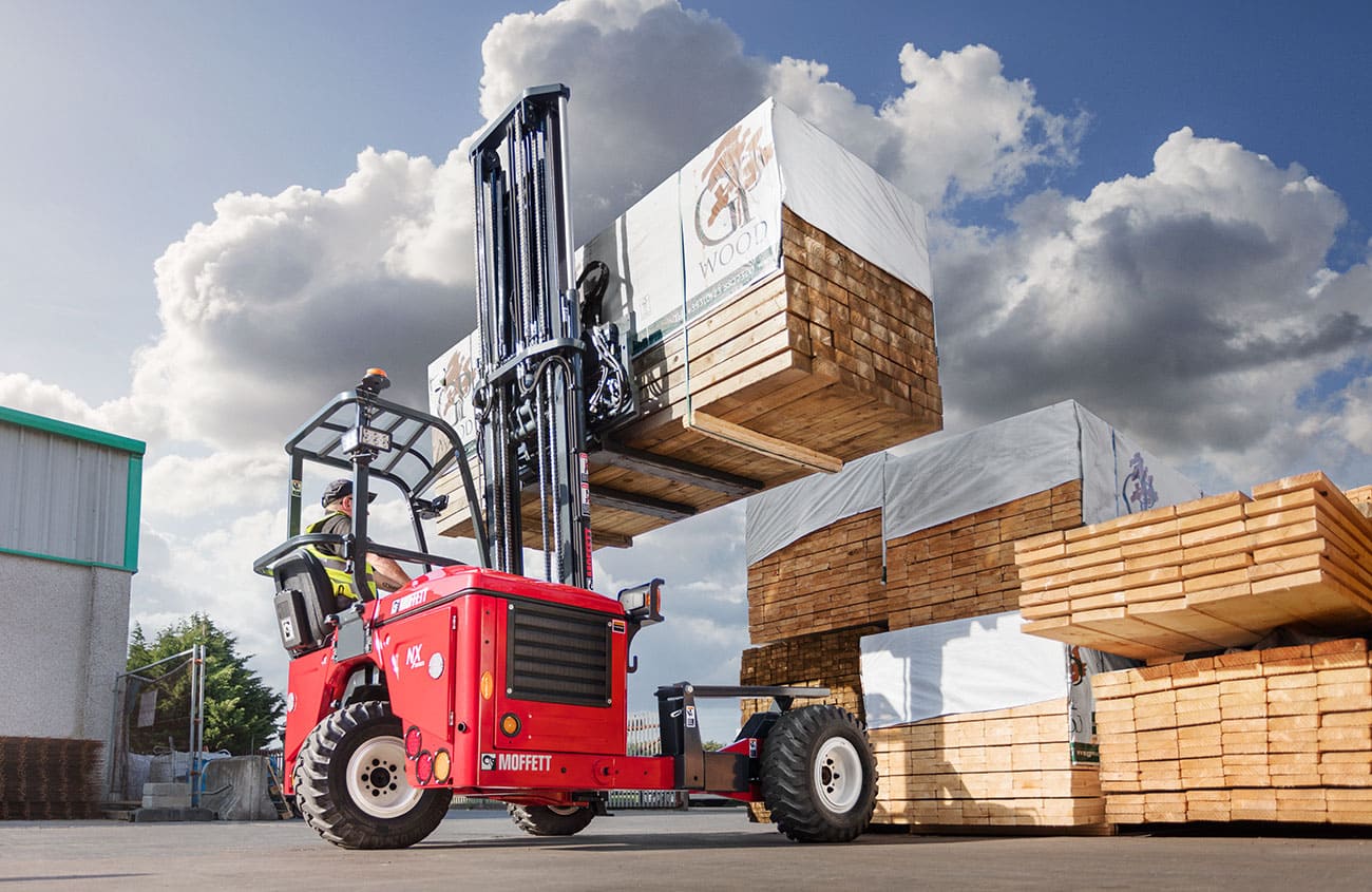 Carretillas elevadoras MOFFETT M4 NX V