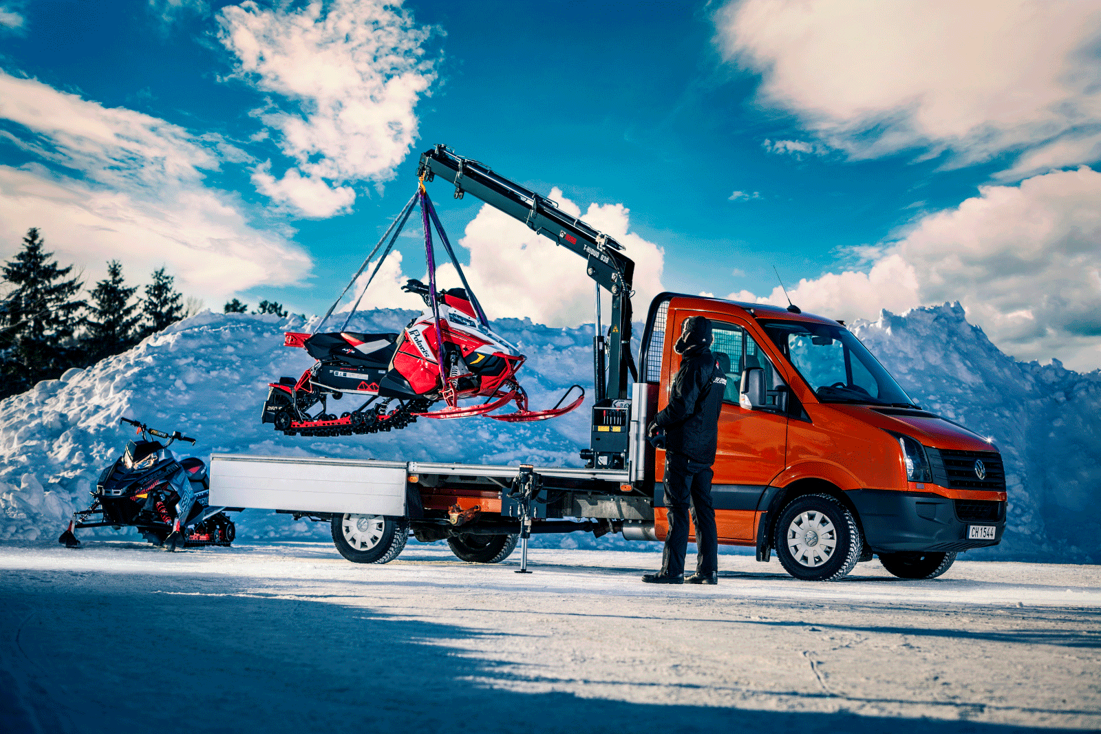 Grúa HIAB T-HIDUO 038