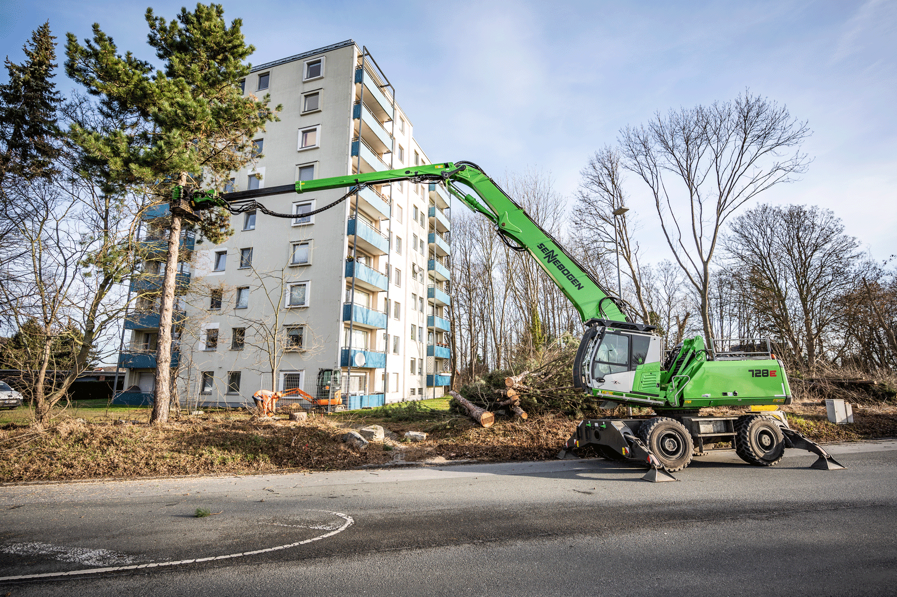Manipulador forestal SENNEBOGEN 728 E