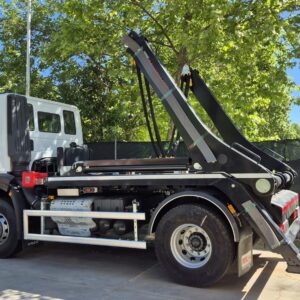 MULTILIFT FUTURA 12 SOBRE CAMIÓN IVECO