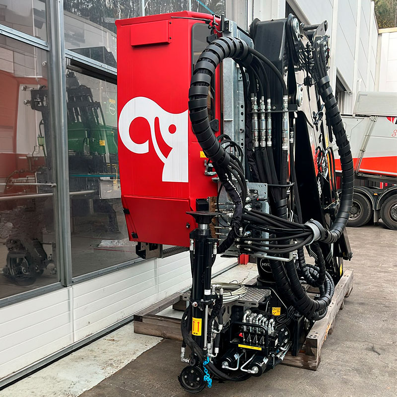 Jonsered J1400Z 95 con cabina - Imagen 2