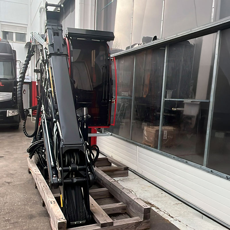 Jonsered J1400Z 95 con cabina - Imagen 4